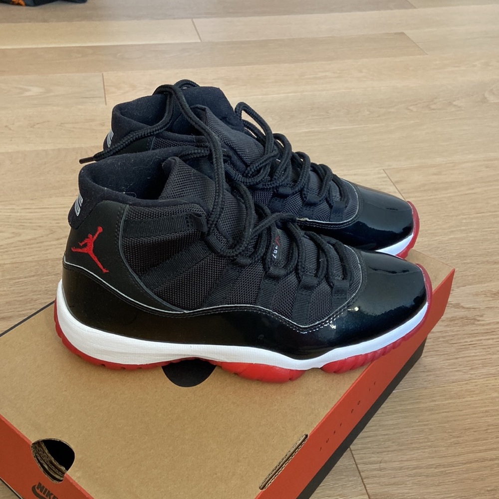 Jordan 11 resto Playoffs bred (2019)